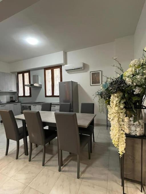 Apartment Bilocale Confortevole A Due Passi Dalla Stazione